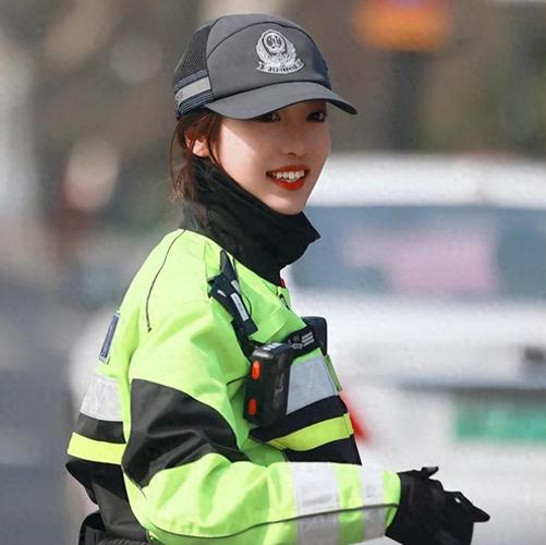 深圳兔子警官爆火;深圳兔子警官爆火事件