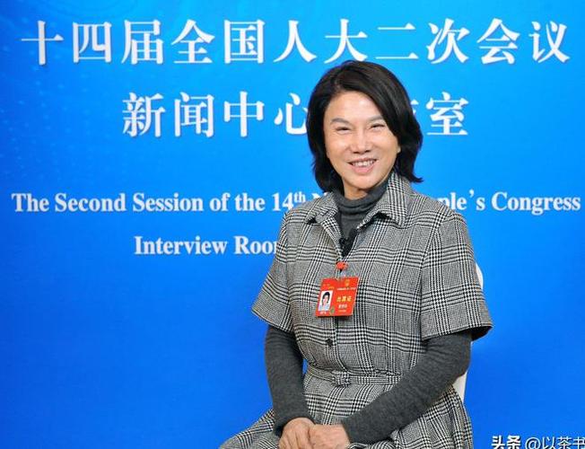 2025澳门天天彩开奖结果查询表和董明珠谈格力拒贴牌与董明珠接手格力的时候,格力情况